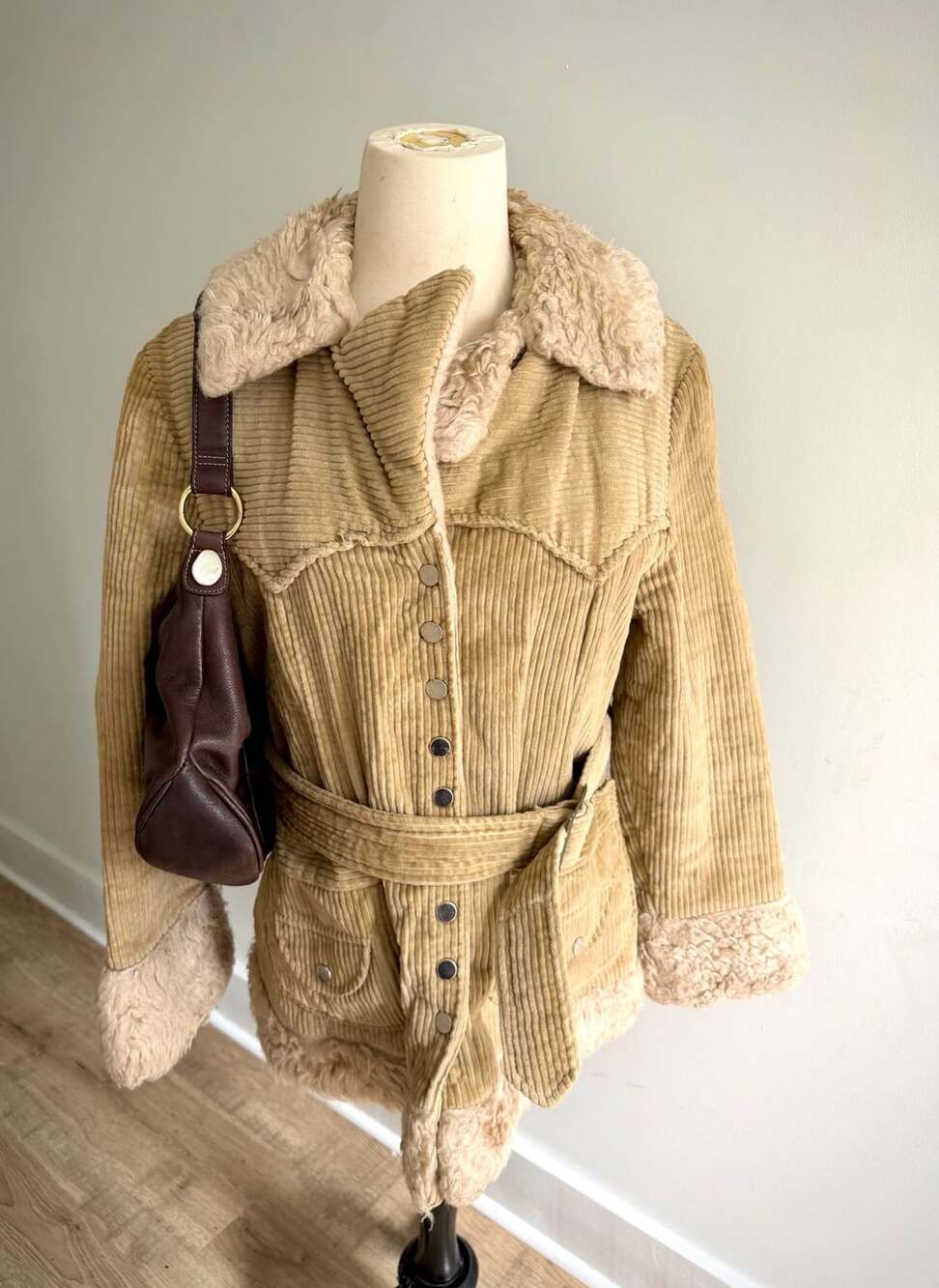 Vintage 70s Tan Corduroy Sherpa Lined Belted Jacket Coat Snap Front Japan Made